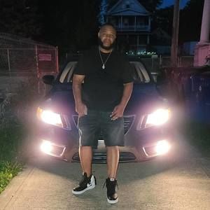 Meet your Posher, Aaron